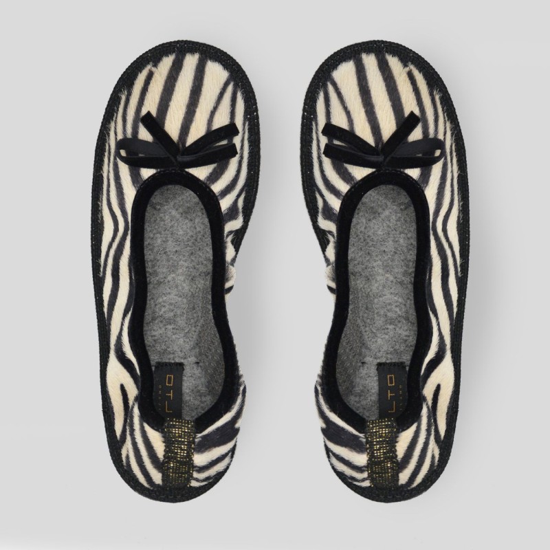 Slipper in cavallino in tinta unita e...
